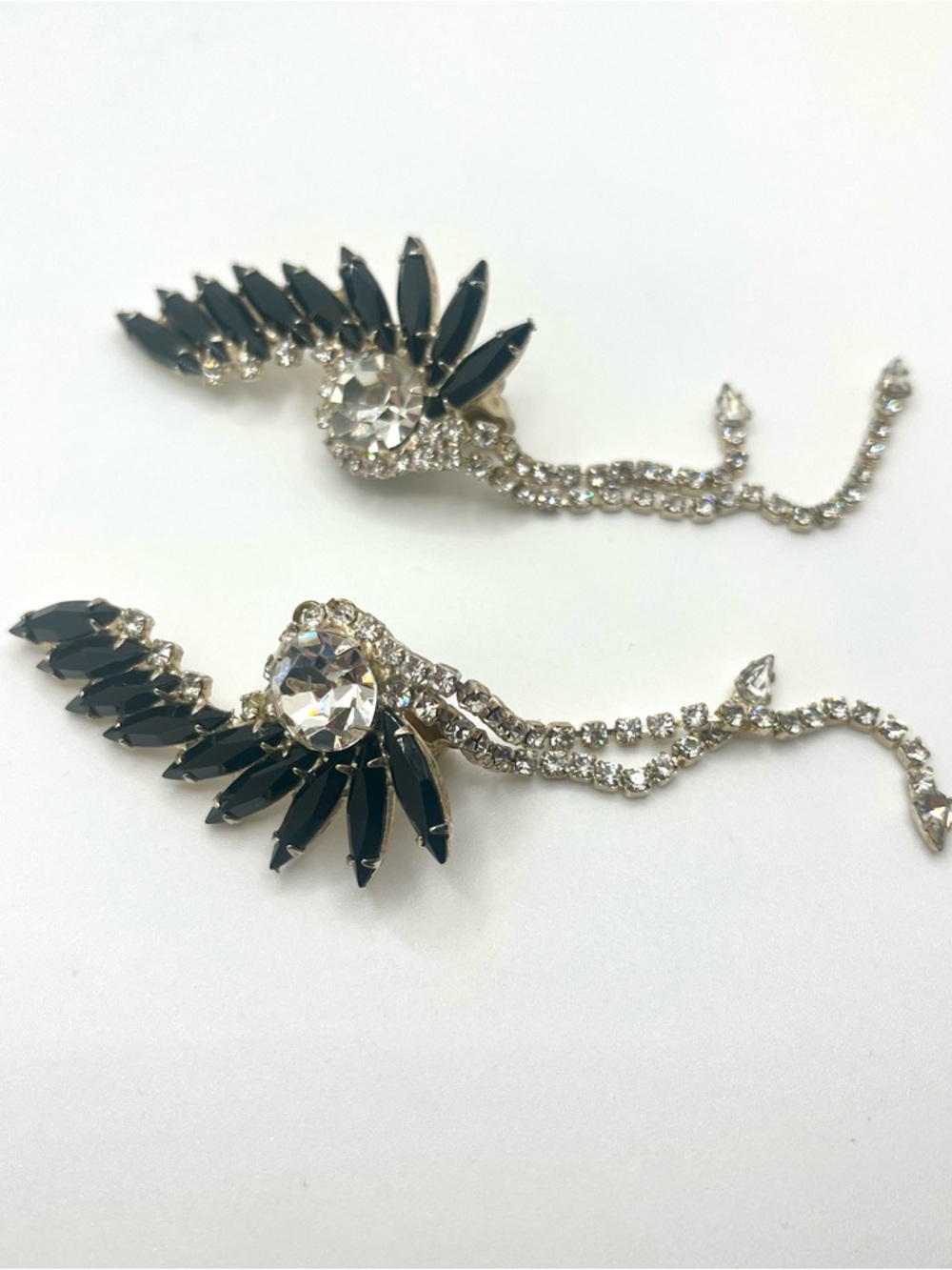 vintage black rhinestone wing dangle clip earrings statement fringe. 1980’s - Picture 6 of 8